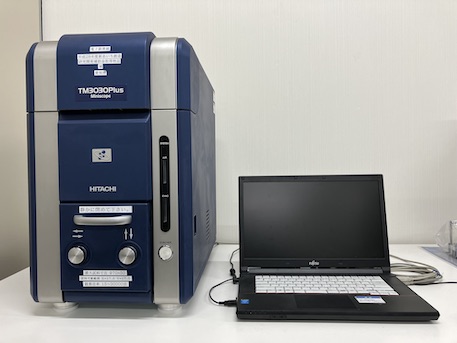 電子顕微鏡(SEM)+エネルギー分散型X線分析装置(EDX)の写真